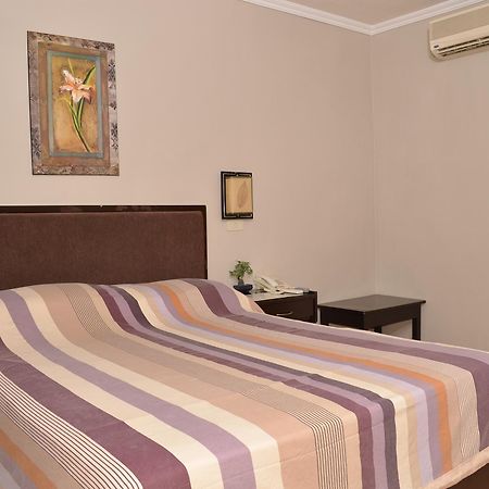 El Portal Inn Tagbilaran Exteriér fotografie