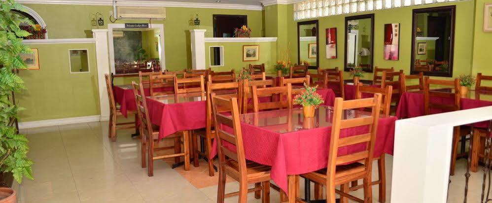 El Portal Inn Tagbilaran Exteriér fotografie