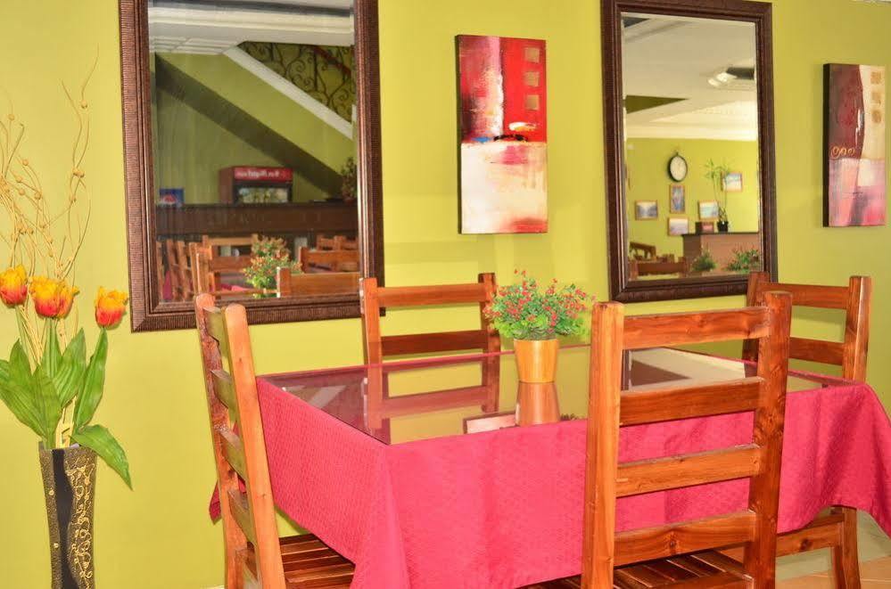 El Portal Inn Tagbilaran Exteriér fotografie